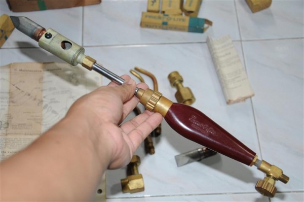 ชุดหัวเชื่อม งานรุ่นเก่าอเมริกายี่ห้อ Prest-o-lite Made In U.S.A.