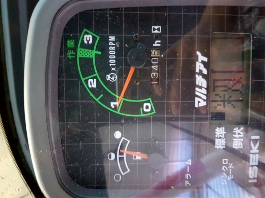 รถเกี่ยวนวดข้าว iseki japan6 นำเข้าจากญี่ปุ่น ไม่เคยใช้งานในไทย