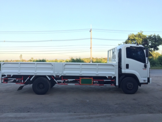 ขาย6ล้อIsuzu FRR210 หน้าตึก ยูโร3 จดปี53กระบะเหล็กทั้งลูกยาว5.70ม ขาย6ล้อIsuzu FRR210 หน้าตึก ยูโร3 จดปี53กระบะเหล็กทั้งลูกยาว5.70ม