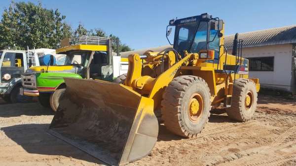 ขาย รถตัก KOMATSU WA350-1 สภาพสวยพร้อมใช้งาน เอกสารใบอินวอยซ์
