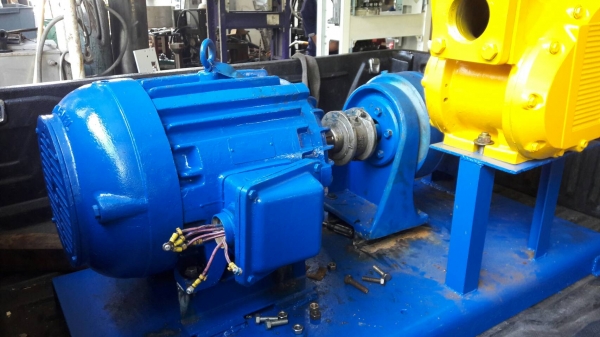 ขายปั้มโหลดน้ำมันขนาดใหญ่สำหรับคลังน้ำมัน มือสอง