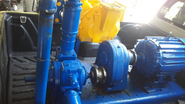 ขายปั้มโหลดน้ำมันขนาดใหญ่สำหรับคลังน้ำมัน มือสอง