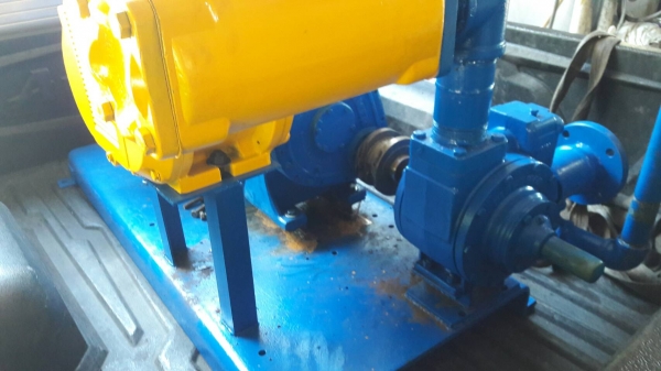 ขายปั้มโหลดน้ำมันขนาดใหญ่สำหรับคลังน้ำมัน มือสอง