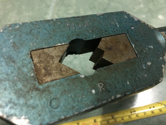 ขายด้ามต๊าปเกลียวNO4  M9-27  3/8-1 MADE IN GERMANY.ขนาดใหญ่ยาว20"