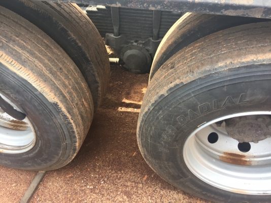 (มี2คัน)10ล้อหัวลาก260แรงM6...FN627RNC (ดูหน้าเล่ม)ปี2548 รถใช้งานอยู่ ตอนนี้จอดขายแล้ว..