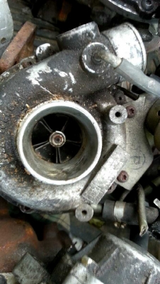 ขาย เทอร์โบ ihi f4 ลูกละ 3,500 และ super changer ลูกละ3,500