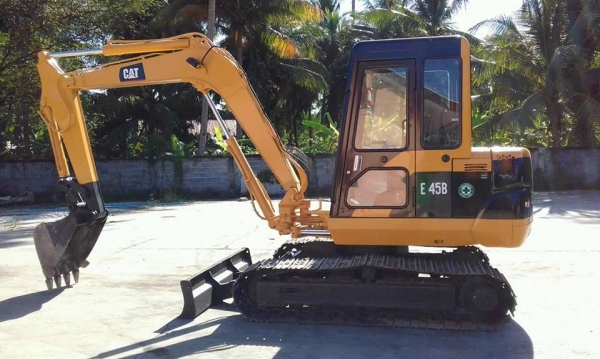 ขายแบคโฮ CAT E45 B ขายแบคโฮ CAT E45 B