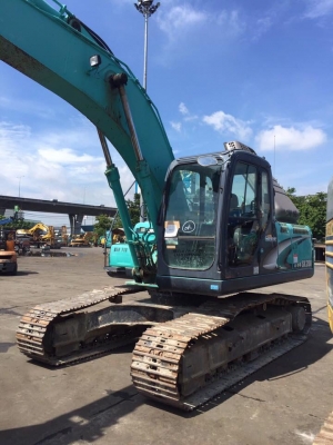 KOBELCO SK 200 - 8 รถสภาพสวยๆ KOBELCO SK 200 - 8 รถสภาพสวยๆ