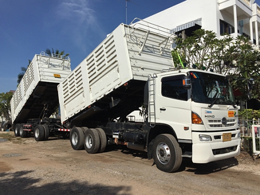 ขายรถพ่วง HINO 380 ซีรีส์500 ปี 56 ดั้มสามมิตร ยางดี ลูกสามเพลายาว 6.50 เมตร