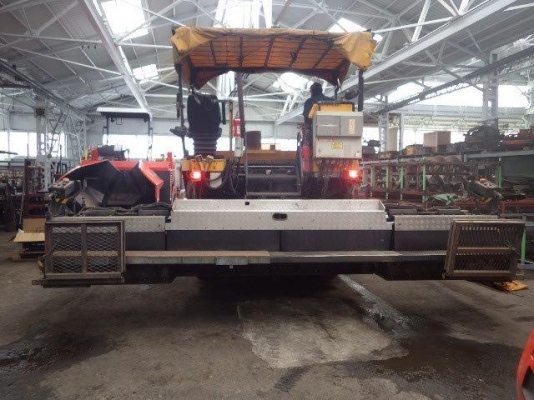 รถปูผิวทาง ABG TITAN473-2 พร้อม Set sensor ปี2002 ครับ