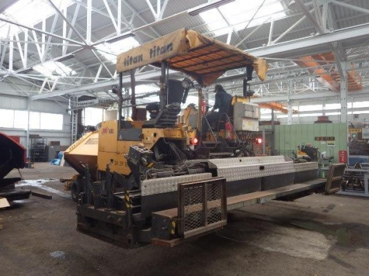 รถปูผิวทาง ABG TITAN473-2 พร้อม Set sensor ปี2002 ครับ