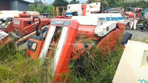 รถเกี่ยวข้าวนั่งขับ KUBOTA RX900 รหัสสินค้า 80904464 www.nihonmono.com รถเกี่ยวข้าวนั่งขับ KUBOTA RX900 รหัสสินค้า 80904464 www.nihonmono.com