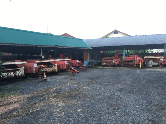 ขายเครื่องอัดฟางราคาถูกมากกว่า 50เครื่อง