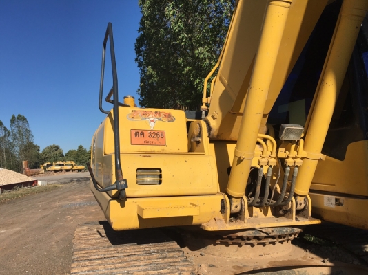 ขาย pc200-7 เอกสารเล่มทะเบียน รถ 16xxx พร้อมใช้ ขาย pc200-7 เอกสารเล่มทะเบียน รถ 16xxx พร้อมใช้