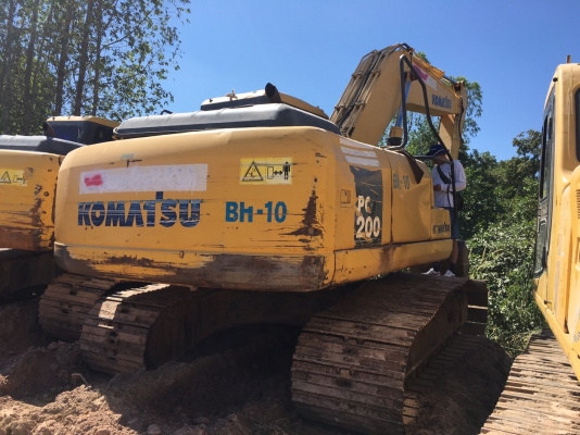 ขาย pc200-7 เอกสารเล่มทะเบียน รถ 16xxx พร้อมใช้