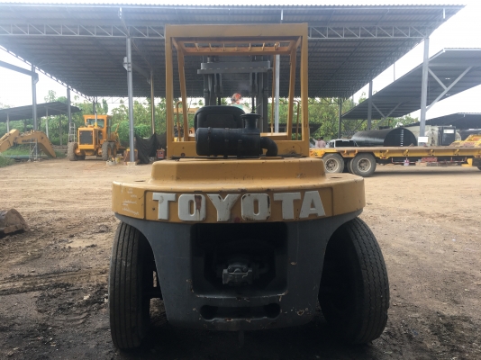 ขายถูก!! รถยก Forklift Toyota 7 ตัน เสาสูง สภาพพร้อมใช้งาน**