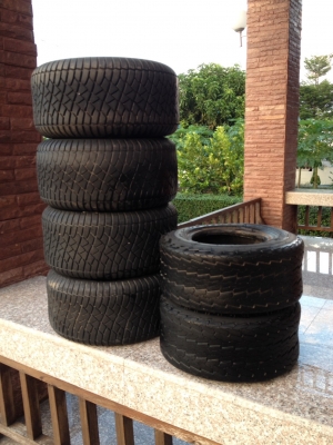 ขายยาง กระทะล้อ 8 นิ้ว ใส่รถกอล์ฟ หรือรถป็อป 4 เส้น 2000 บาท ขายยาง กระทะล้อ 8 นิ้ว ใส่รถกอล์ฟ หรือรถป็อป 4 เส้น 2000 บาท