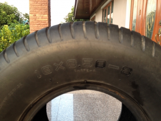 ขายยาง กระทะล้อ 8 นิ้ว ใส่รถกอล์ฟ หรือรถป็อป 4 เส้น 2000 บาท ขายยาง กระทะล้อ 8 นิ้ว ใส่รถกอล์ฟ หรือรถป็อป 4 เส้น 2000 บาท