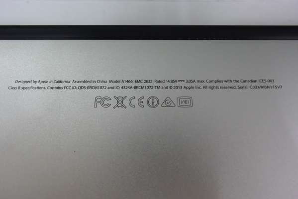ลดราคา-โน้ตบุ๊ค MacBook Air 13นิ้ว mid2013 Core i5 1.3GHz Ram4G HDD128GB ที่ชาร์ท กระเป๋า สภาพใหม่