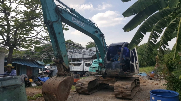 ***ยกเลิกการขาย***แบ็คโฮล Cobelco SK120-5