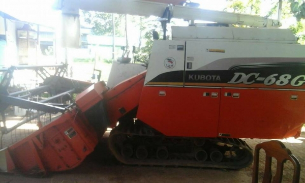 ขายรถเกี่ยวข้าว DC68G รถสวยพร้อมใช้งาน ตอนนี้ลงเกี่ยวข้าวแล้ว นัดดูรถที่หน้างานเลย เอกสารเล่มทะเบียนพร้อมโอน ราคา295,000 สนใจโทร 090-8588220คุณนะ 093-3258446คุณบิว หรือเข้าดูสินค้าอื่นๆได้ที่ www.narong2truck.com หรือ www.truck.in.th/498 หรือเพจFacebook ณ ขายรถเกี่ยวข้าว DC68G รถสวยพร้อมใช้งาน ตอนนี้ลงเกี่ยวข้าวแล้ว นัดดูรถที่หน้างานเลย เอกสารเล่มทะเบียนพร้อมโอน ราคา295,000 สนใจโทร 090-8588220คุณนะ 093-3258446คุณบิว หรือเข้าดูสินค้าอื่นๆได้ที่ www.narong2truck.com หรือ www.truck.in.th/498 หรือเพจFacebook ณ