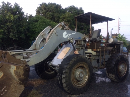 ขายรถตัก Furukawa FL160 ; รถเก่าญี่ปุ่น 100\%;  สภาพสวยพร้อมใช้งานได้ทันที สนใจติดต่อ 081-9485494