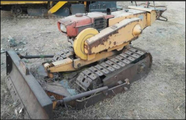 tractor-backhoeได้จัดส่งรถดันดินเดินตาม แทร็กเตอร์เดินตาม ขึ้นรถให้ลูกค้าไปใช้ที่บางบัวทองเรียบร้อยแ