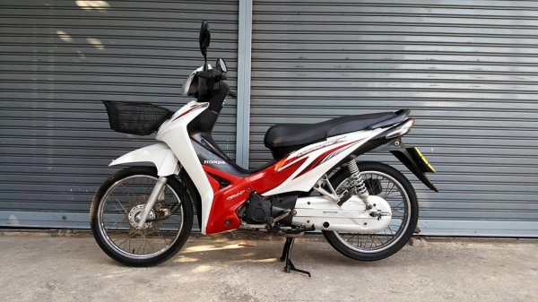 HONDA WAVE 110-i NEW รุ่นบังลมใหญ่ ท่อมีกันร้อน พร้อมใช้งาน โอนฟรี