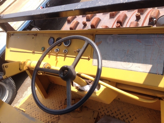 รถบด10ตัน ล้อหนาม VBOMAX เล่มพร้อมโอน สภาพพร้อมลุย