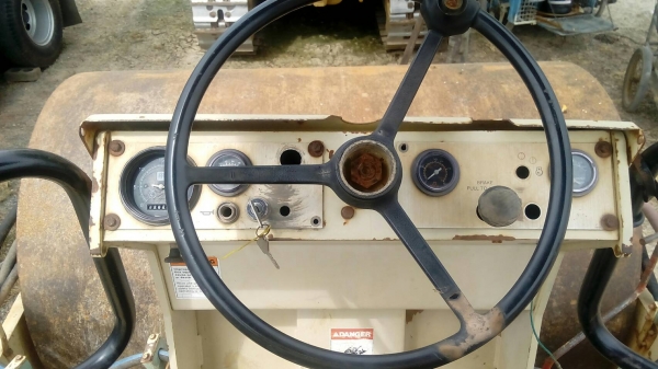 รถบด10ตัน ล้อเรียบ Ingersoll-rand SD-100 D มีทะเบียน
