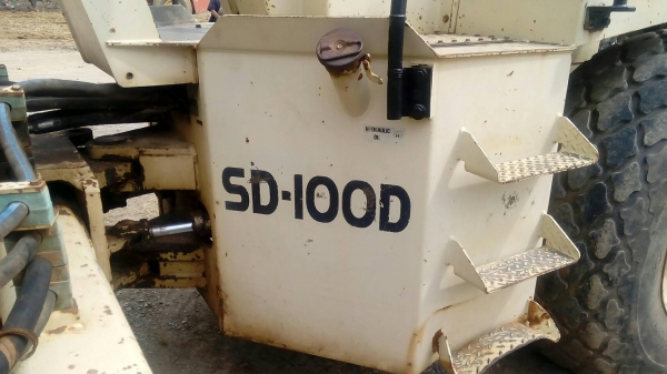 รถบด10ตัน ล้อเรียบ Ingersoll-rand SD-100 D มีทะเบียน