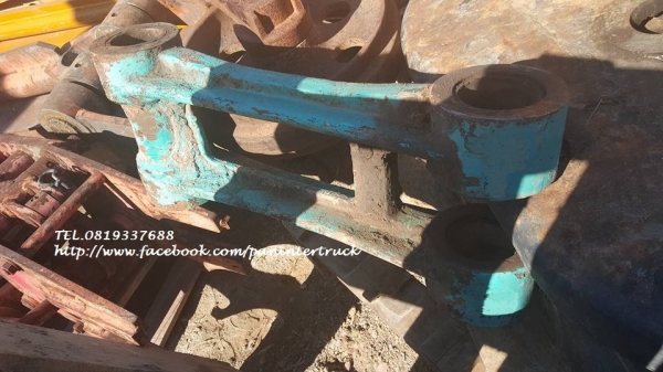 FROM JAPAN สินค้าเก่านอก ขายถูกด่วนๆโตงเตงสำหรับรถขุดไซค์ 200 ,220 สลัก 80 มิล/ ราคาเพียง 7,500 บาท สนใจรีบติดต่อ 0819337688