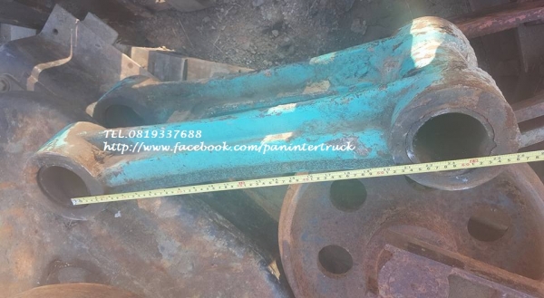 FROM JAPAN สินค้าเก่านอก ขายถูกด่วนๆโตงเตงสำหรับรถขุดไซค์ 200 ,220 สลัก 80 มิล/ ราคาเพียง 7,500 บาท สนใจรีบติดต่อ 0819337688