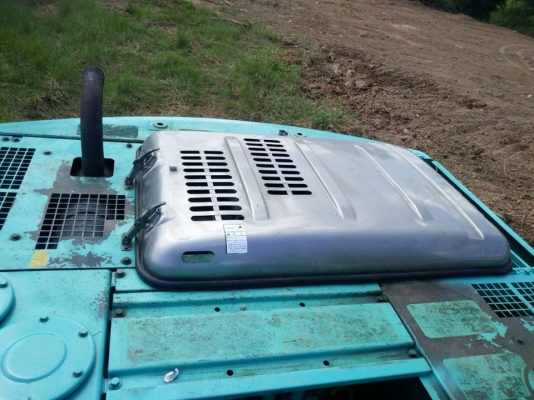 **1,180,000 บ.ต่อรอง/// แบคโฮ KOBELCO SK200 MARK 6 YN07 ไฟเต็ม เครื่อง+ปั้ม ดี แรง เร็ว เอวแน่น ช่วงล่าง75\% แอร์เย็น บอดี้สวย พร้อมใช้ เอกสารอินวอย **ขาย KOBELCO MARK-6 SK200 YN-07 แบคโฮสภาพสวยๆ พร้อมลุย มีอินวอย HYD.EXCAVATOR KOBELCO SK200 YN 07 MARK lV