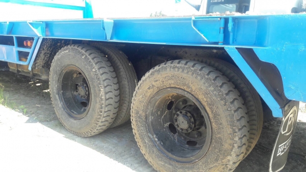 เทรนเลอร์10ล้อบรรทุกแมคโคร2เพลา