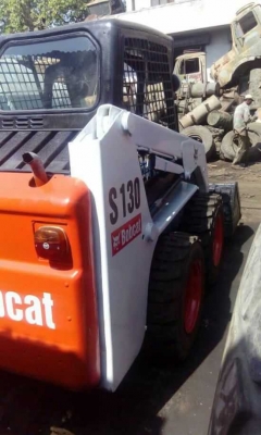 รถตัก BoBCaTรุ่นS130