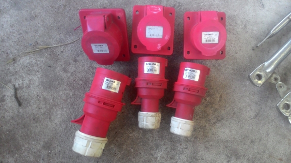 ปลั๊กไฟ  3 เฟส