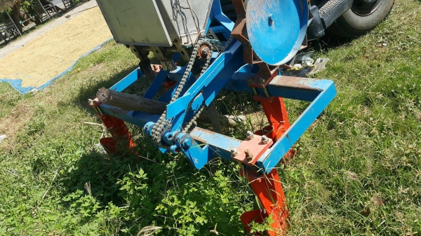 15000บาทลดสุดๆงดต่อรองครับลิฟเปอร์ หยอดปุ๋ยอ้อย พร้อมใช้ใหม่มาก ใส่36/47แรง