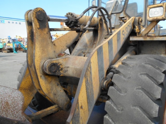 ขายรถตัก KOMATSU WA300-1 ขายรถตัก KOMATSU WA300-1