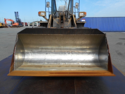 ขายรถตัก KOMATSU WA300-1 ขายรถตัก KOMATSU WA300-1