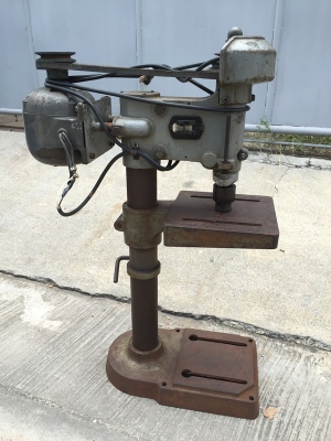 สว่านแท่น Hitachi