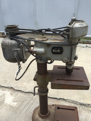 สว่านแท่น Hitachi