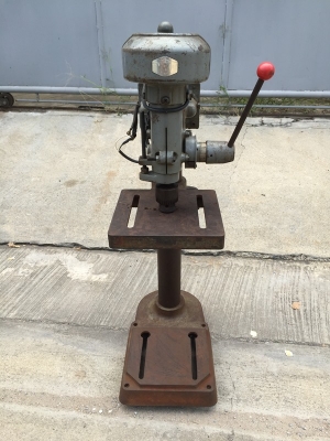 สว่านแท่น Hitachi