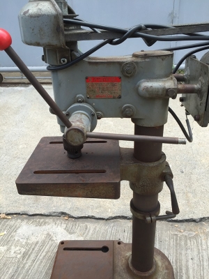 สว่านแท่น Hitachi