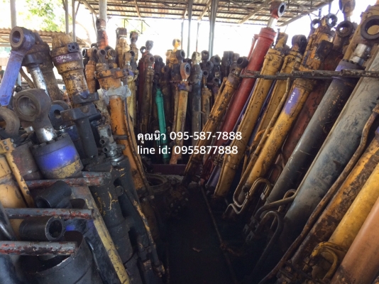 กระบอกอาร์ม ซูมิโตโม่ 2650 เข้ามาดูของได้ ราคา 25,000 บาท