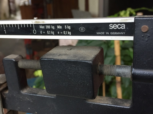 กิโลชั่งน้ำหนักแบบยืน ยี่ห้อ SECA made in Germany กิโลชั่งน้ำหนักแบบยืน ยี่ห้อ SECA made in Germany