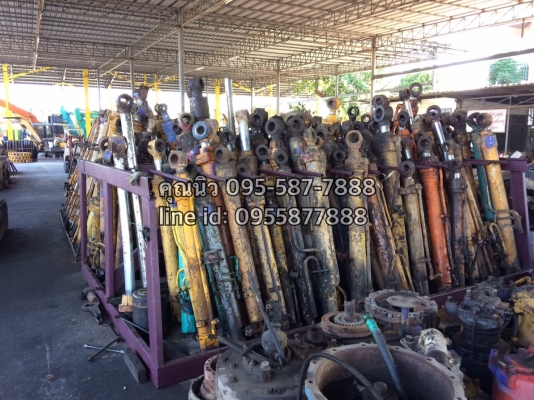 กระบอกยก CAT 320C เข้ามาดูของได้ ราคา 18,000 บาท