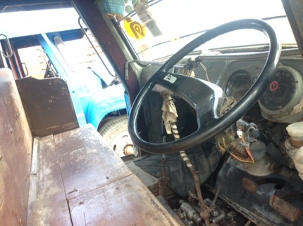 ดั้มท์ 185 แรง เพลาเดียว ท้ายฟูโช่ เพาเวอร์ แชสชีสวย ยางเต็ม  ราคา  285,000  บาท