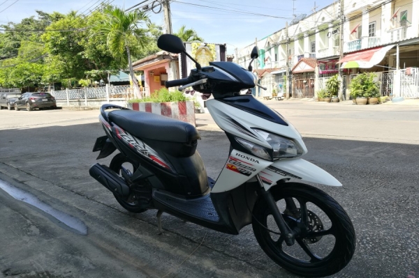 Click ล้อแมค รถบ้านแท้  เล่มชุดโอนครบ ภาษีปี60