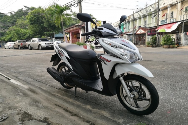 Click 125i รถบ้านแท้ เจ้าของคนเดียว เล่มชุดโอนครบ